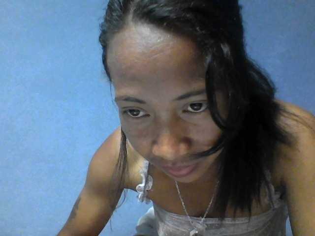 Rose-Bler live cam on BongaCams