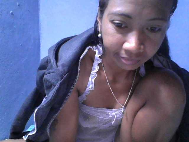 Rose-Bler live cam on BongaCams