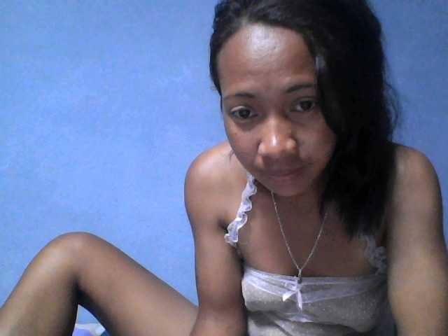 Rose-Bler live cam on BongaCams