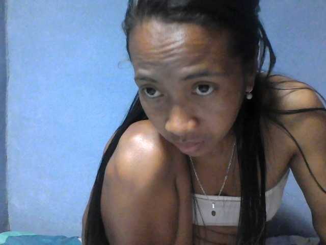 Rose-Bler live cam on BongaCams