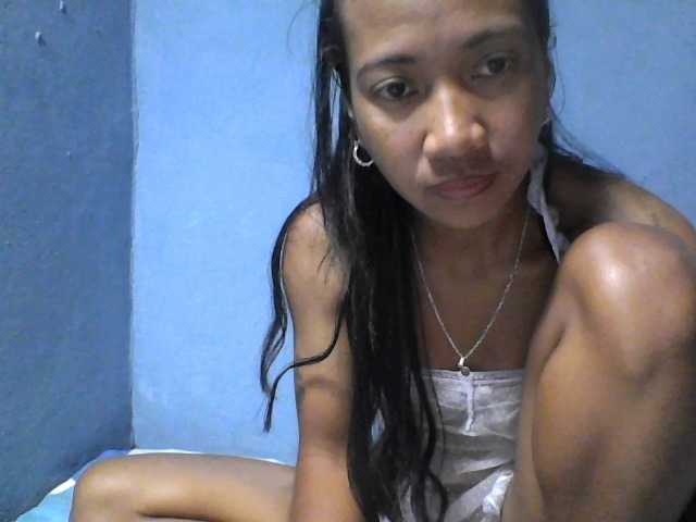Rose-Bler live cam on BongaCams