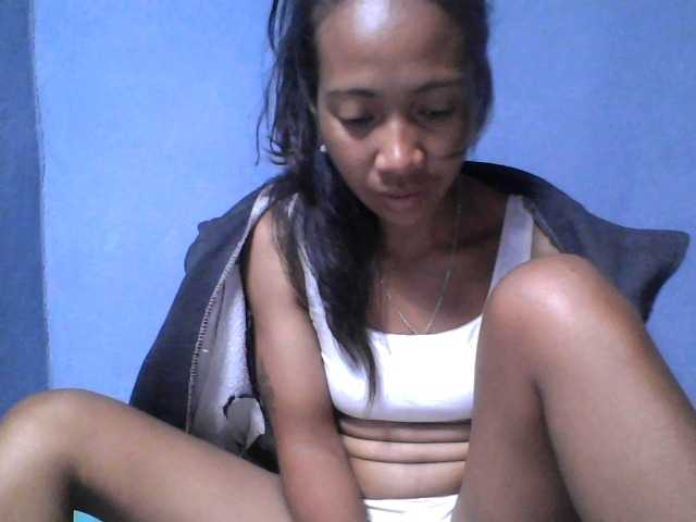 Rose-Bler live cam on BongaCams