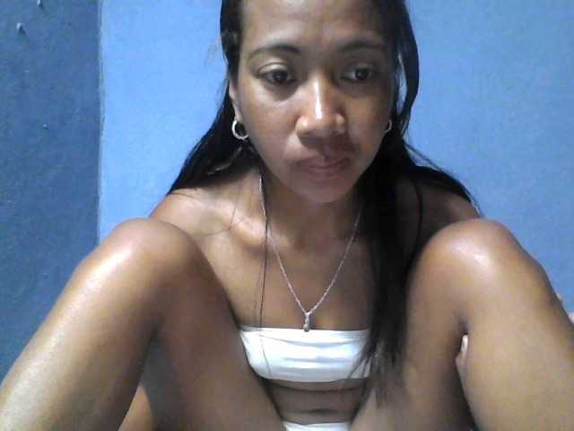 Rose-Bler live cam on BongaCams