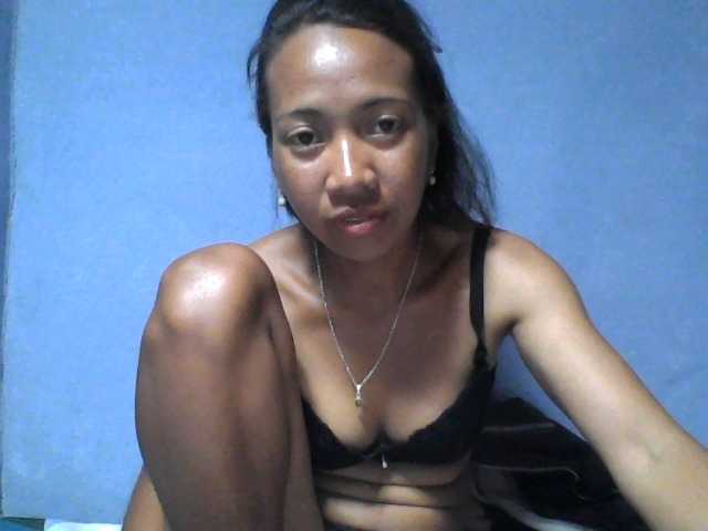 Rose-Bler live cam on BongaCams