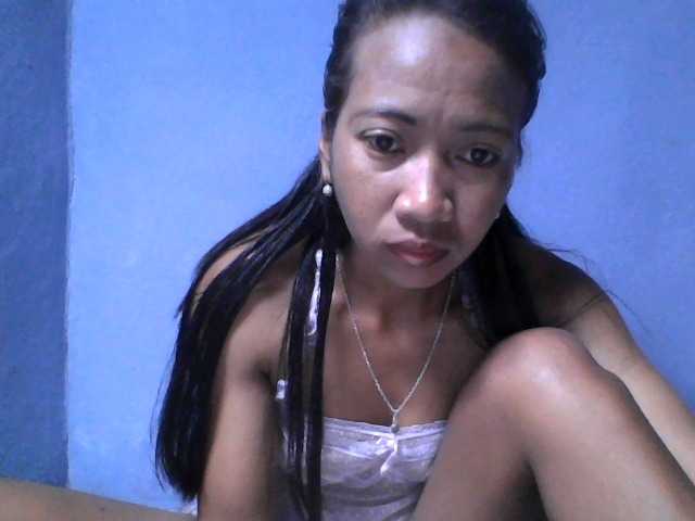 Rose-Bler live cam on BongaCams