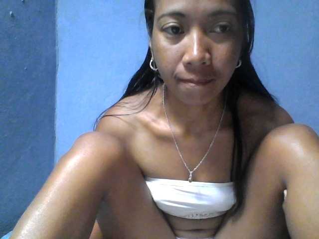 Rose-Bler live cam on BongaCams