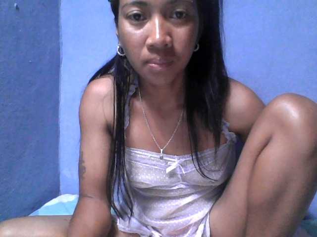 Rose-Bler live cam on BongaCams