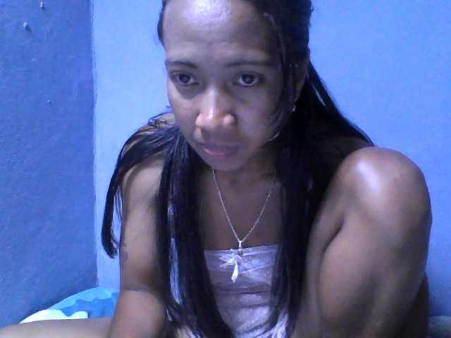 Rose-Bler live cam on BongaCams