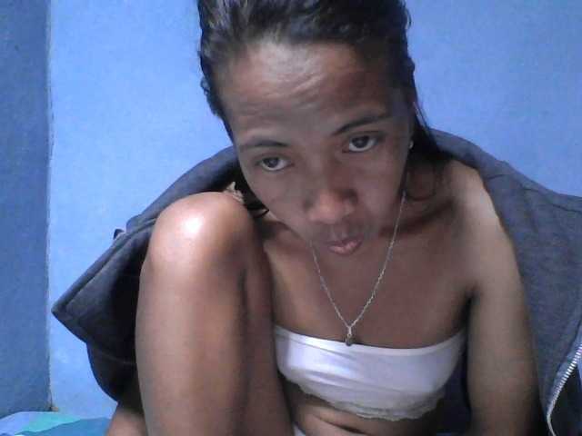 Rose-Bler live cam on BongaCams