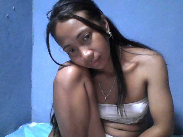 Rose-Bler live cam on BongaCams