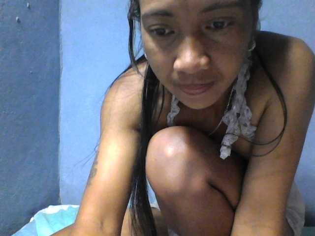 Rose-Bler live cam on BongaCams