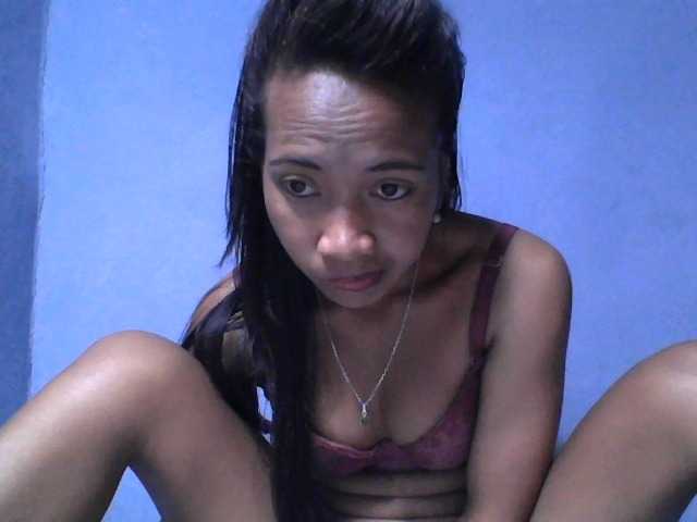 Rose-Bler live cam on BongaCams