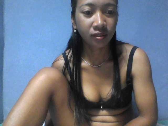 Rose-Bler live cam on BongaCams