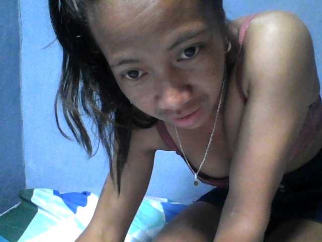Rose-Bler live cam on BongaCams