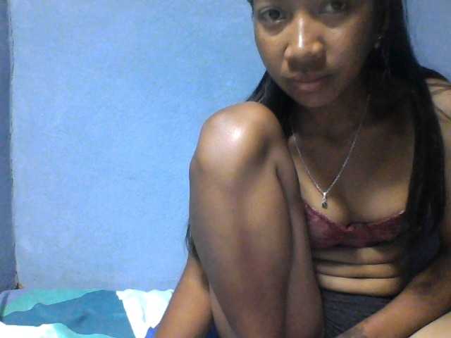 Rose-Bler live cam on BongaCams