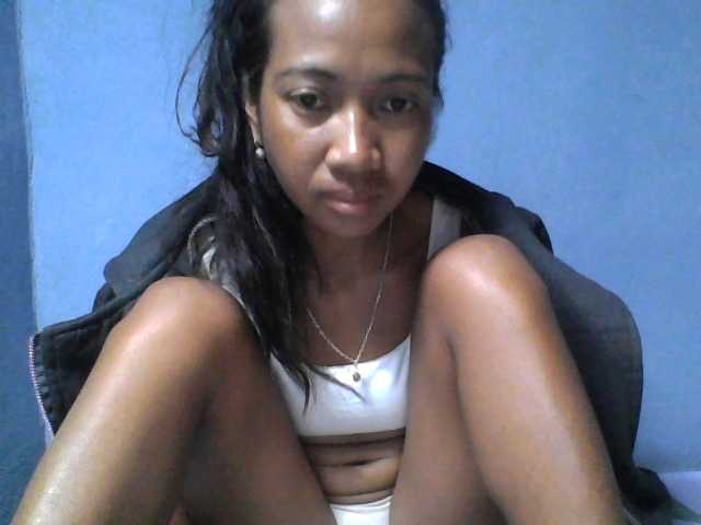 Rose-Bler live cam on BongaCams