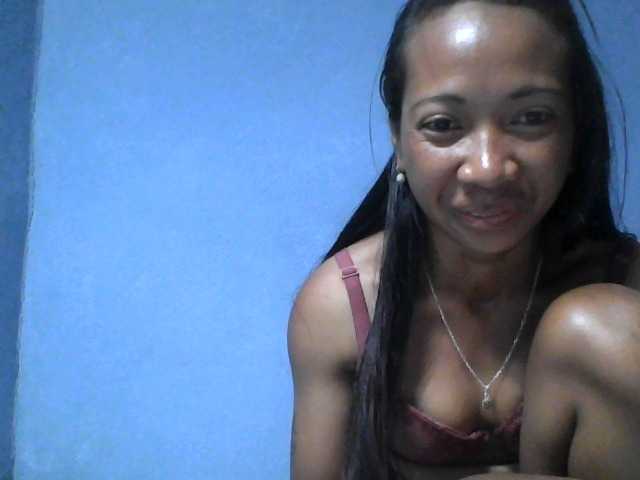 Rose-Bler live cam on BongaCams
