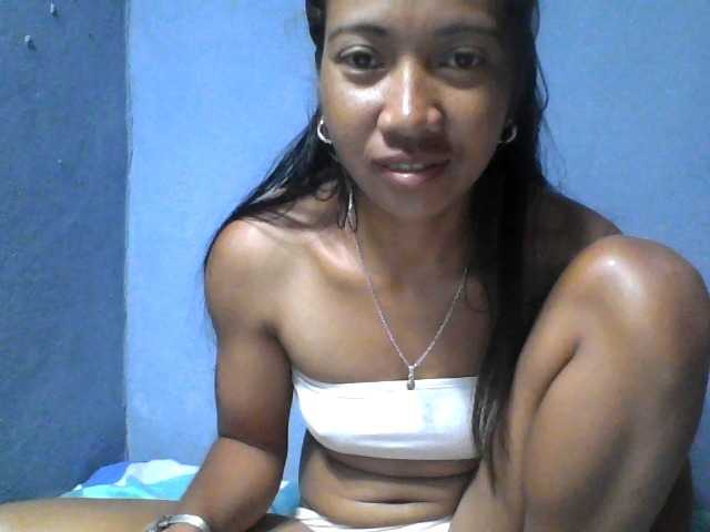Rose-Bler live cam on BongaCams