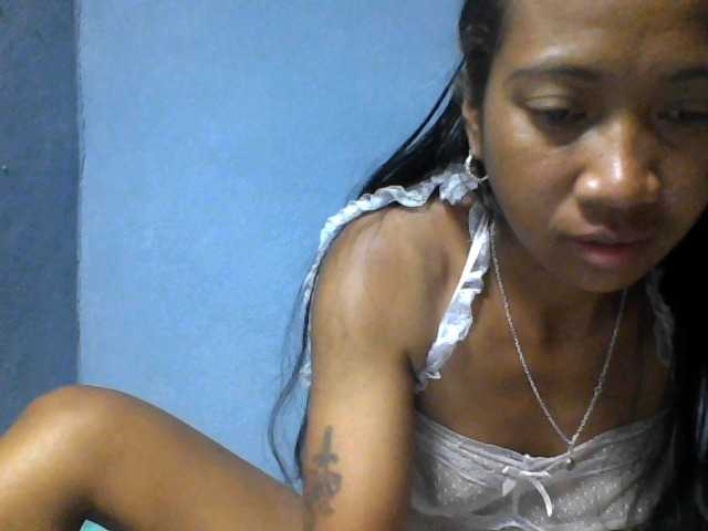 Rose-Bler live cam on BongaCams