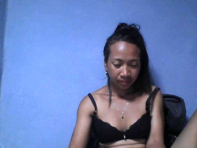 Rose-Bler live cam on BongaCams