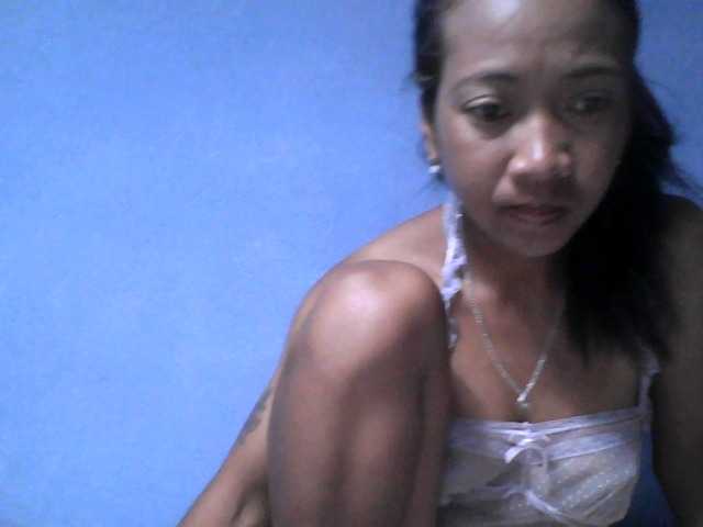 Rose-Bler live cam on BongaCams