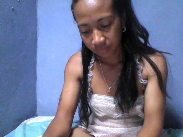 Rose-Bler live cam on BongaCams