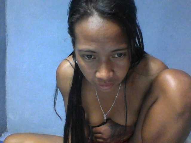 Rose-Bler live cam on BongaCams