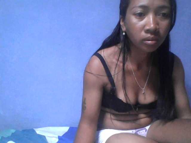 Rose-Bler live cam on BongaCams
