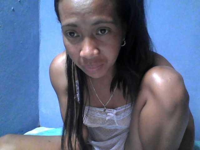 Rose-Bler live cam on BongaCams