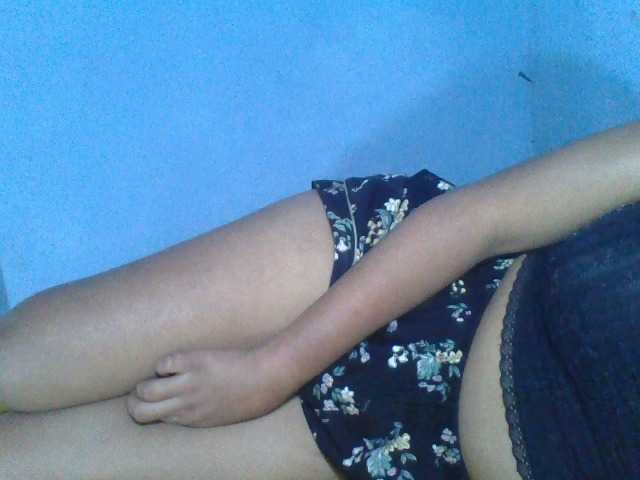 Rose-Bler, en directo ahora en BongaCams