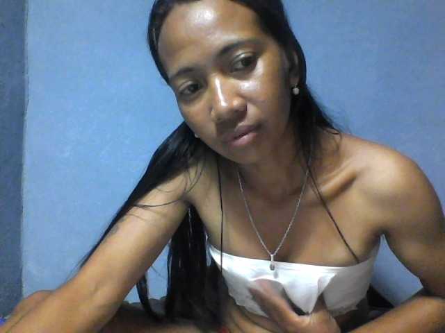 Rose-Bler live cam on BongaCams