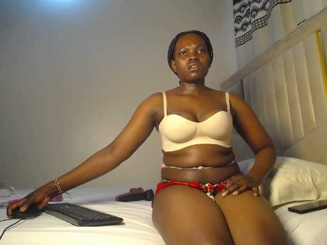 kissytrouble live cam on BongaCams