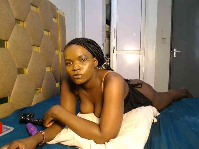 kissytrouble webcam