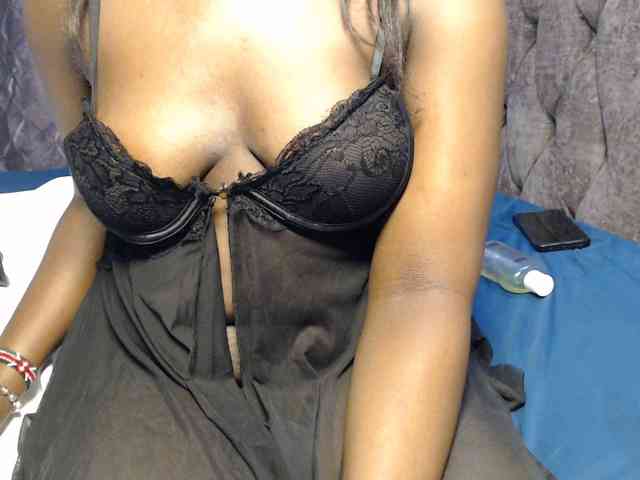 kissytrouble webcam