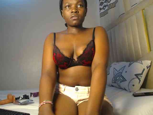kissytrouble webcam