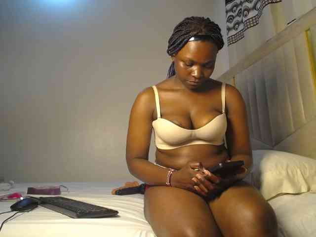 kissytrouble webcam