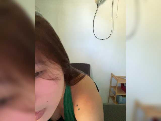 LucyGracea live cam