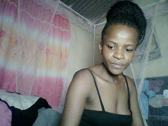 Ebony-pretty1 live cam on BongaCams