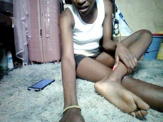 Ebony-pretty1 live cam on BongaCams