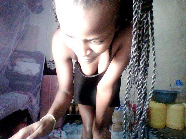 Ebony-pretty1 live cam on BongaCams