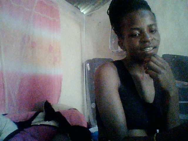 Ebony-pretty1 live cam on BongaCams