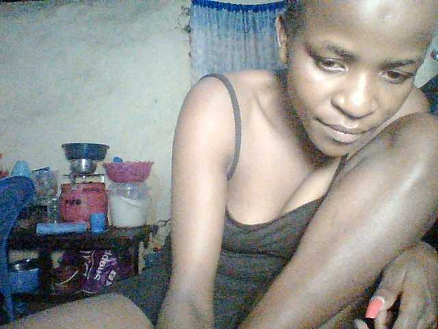 Ebony-pretty1 live cam on BongaCams