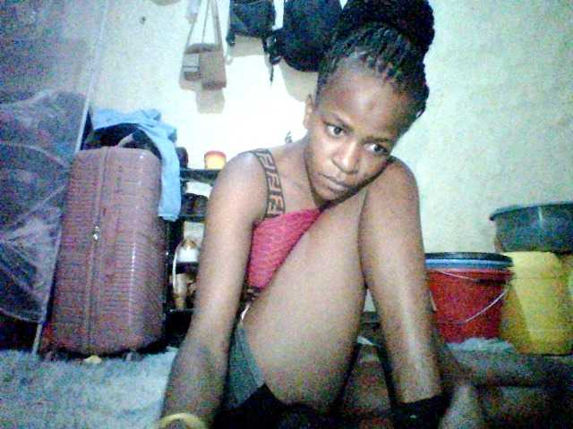 Ebony-pretty1