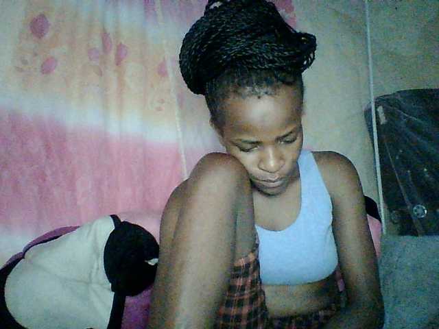 Ebony-pretty1 live cam on BongaCams
