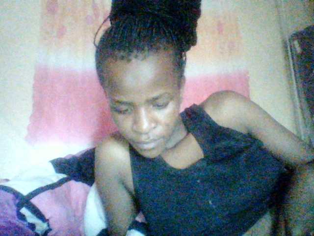 Ebony-pretty1 live cam on BongaCams