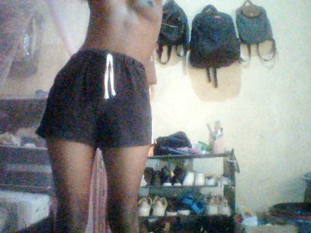 Ebony-pretty1 live cam on BongaCams
