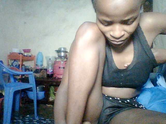 Ebony-pretty1 live cam on BongaCams
