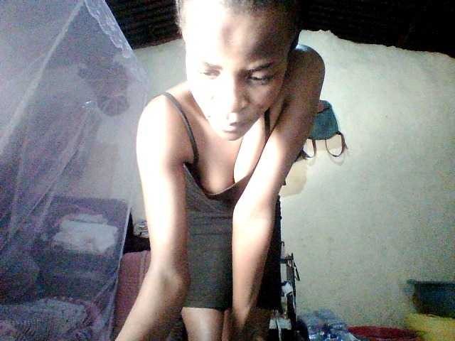 Ebony-pretty1 live cam on BongaCams