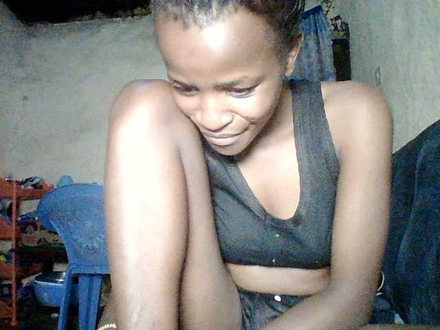 Ebony-pretty1 live cam on BongaCams