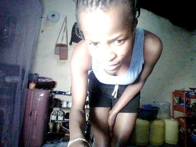 Ebony-pretty1